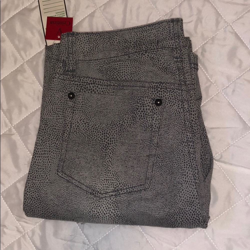 V Cristina NWT Jeans Perfect Condition!